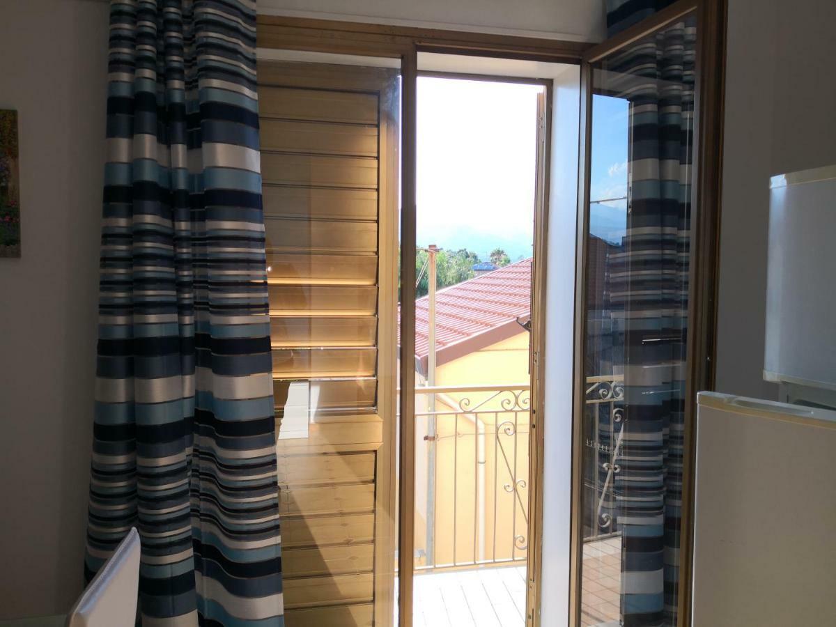 Monolocale Trappitello - Apartments Ταορμίνα Εξωτερικό φωτογραφία